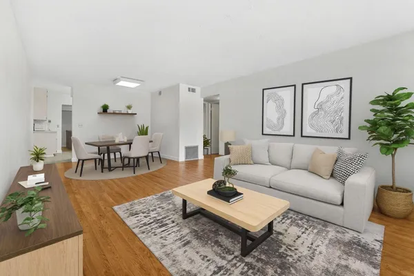 Property Slideshow image 3 of 15 | 2430 brazilia dr 20, Clearwater, FL, 33763