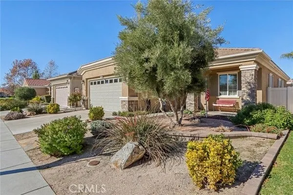 Property Slideshow image 2 of 70 | 5444 paseo famosa, Hemet, CA, 92545