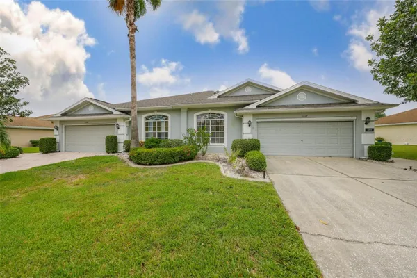 Property Slideshow image 2 of 100 | 1117 mcdaniel st # 301, Sun City Center, FL, 33573