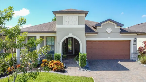 Property Slideshow image 2 of 68 | 588 cantabria dr, Davenport, FL, 33837