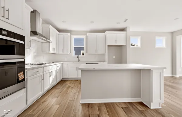 Property Slideshow image 3 of 34 | 14905 iron liege way, Westfield, IN, 46074