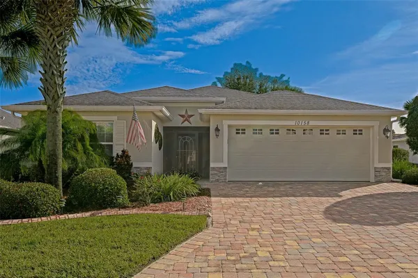 Property Slideshow image 2 of 75 | 10158 julia isles ave, Oxford, FL, 34484