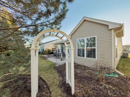 Property Slideshow image 3 of 31 | 11480 windsor dr, Huntley, IL, 60142