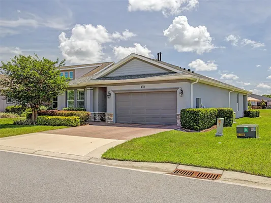 Property Slideshow image 2 of 60 | 4235 nw 55th ct, Ocala, FL, 34482