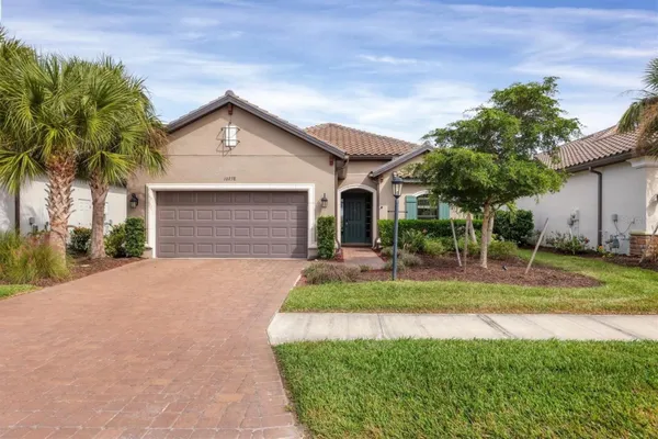 Property Slideshow image 3 of 72 | 10238 morning mist ln, Sarasota, FL, 34241
