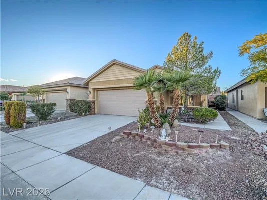Property Slideshow image 3 of 30 | 3879 paint ct, Las Vegas, NV, 89122