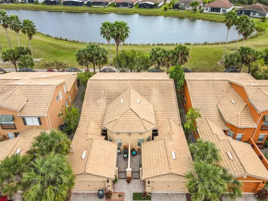 Property Slideshow image 2 of 72 | 2472 palm tree dr, Kissimmee, FL, 34759