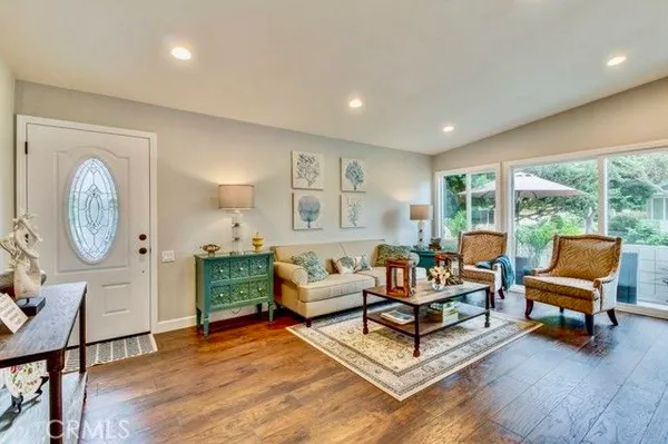 Property Slideshow image 3 of 51 | 176 avenida majorca a, Laguna Woods, CA, 92637