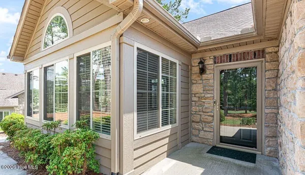 Property Slideshow image 2 of 54 | 103 e chelsea ct, Southern Pines, NC, 28387