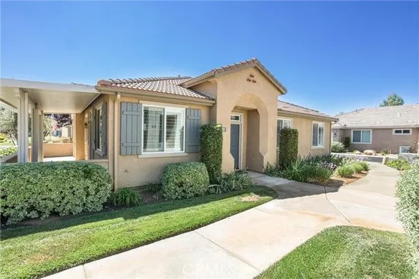 Property Slideshow image 2 of 54 | 1642 beaver crk b, Beaumont, CA, 92223