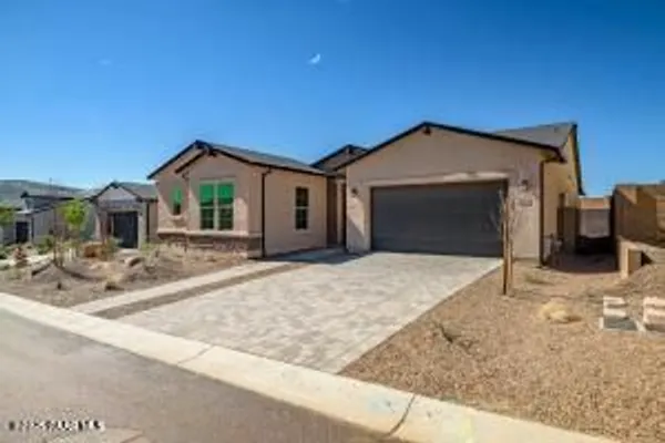 Property Slideshow image 2 of 46 | 5218 meandering trl, Prescott, AZ, 86301
