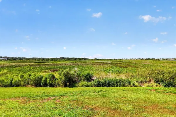 Property Slideshow image 2 of 60 | 562 avecilla dr, The Villages, FL, 32162