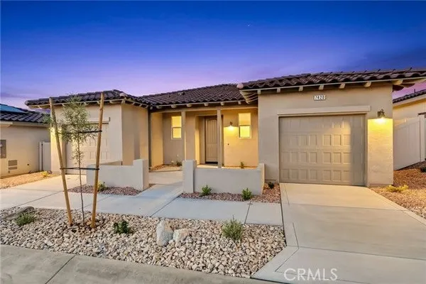 Property Slideshow image 2 of 35 | 7420 desert sky dr, Yucca Valley, CA, 92284