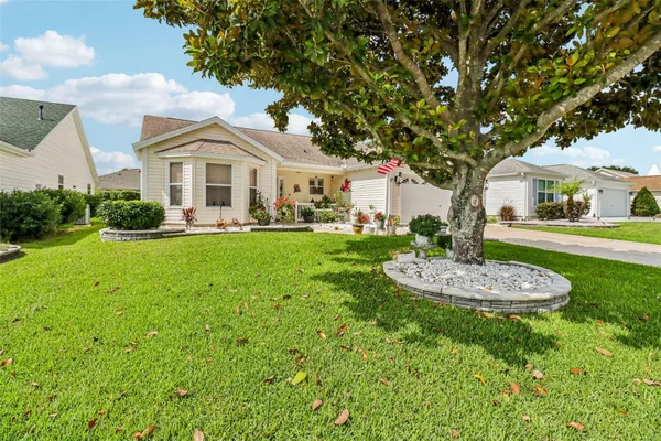 Property Slideshow image 2 of 33 | 16581 se 77th northridge ct, The Villages, FL, 32162
