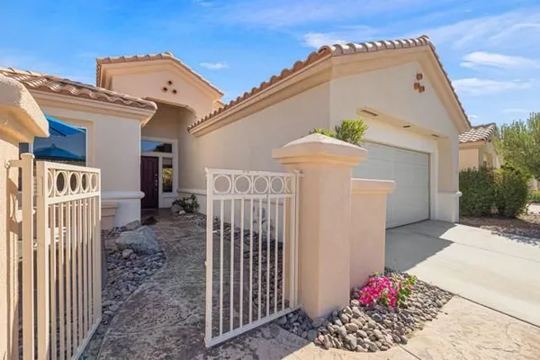 Property Slideshow image 3 of 32 | 78748 palm tree ave, Palm Desert, CA, 92211