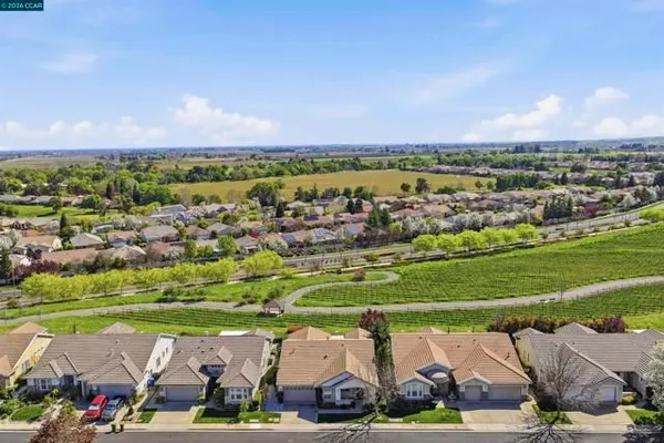 Property Slideshow image 2 of 45 | 1463 bismarck ln, Brentwood (Cc), CA, 94513