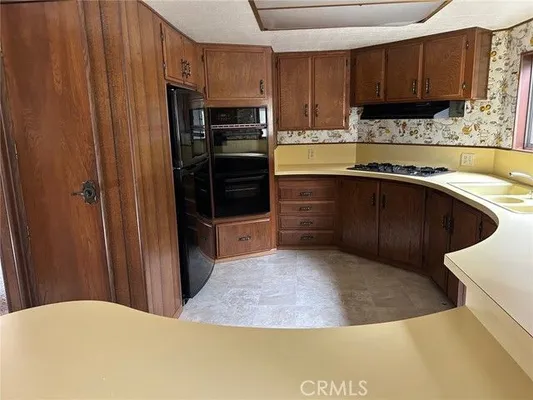 Property Slideshow image 2 of 23 | 1232 brentwood way, Hemet, CA, 92545