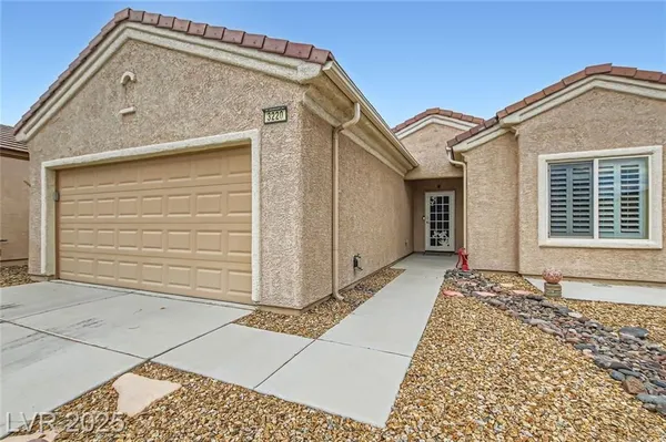 Property Slideshow image 3 of 33 | 3220 flinthead dr, North Las Vegas, NV, 89084