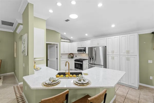 Property Slideshow image 3 of 62 | 1527 golden ridge dr, The Villages, FL, 32162