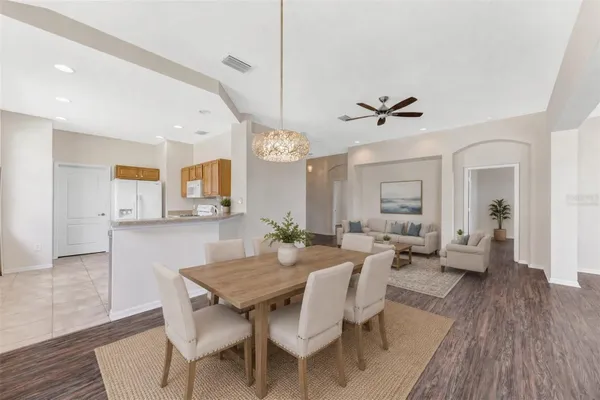 Property Slideshow image 3 of 44 | 1149 emerald dunes dr, Sun City Center, FL, 33573