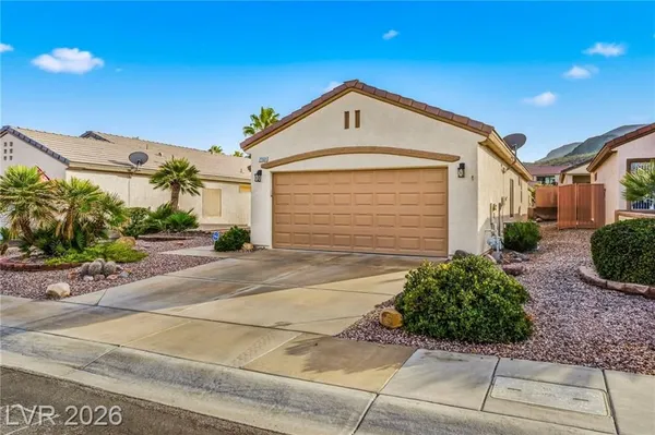 Property Slideshow image 2 of 30 | 2153 indigo creek ave, Henderson, NV, 89012