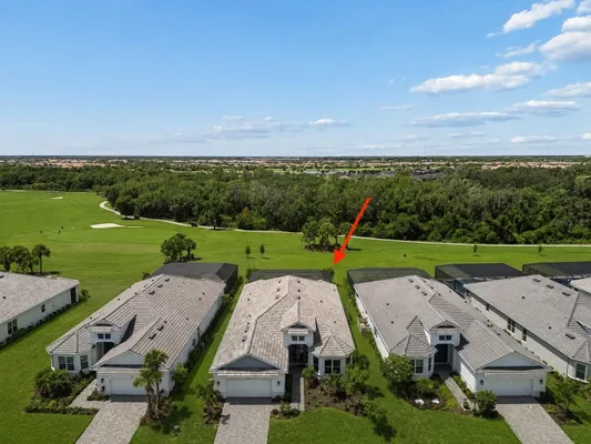 Property Slideshow image 2 of 45 | 15424 san lazzaro ave, Lakewood Ranch, FL, 34211