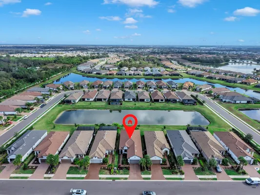 Property Slideshow image 3 of 54 | 11120 devonbridge dr, Palmetto, FL, 34221