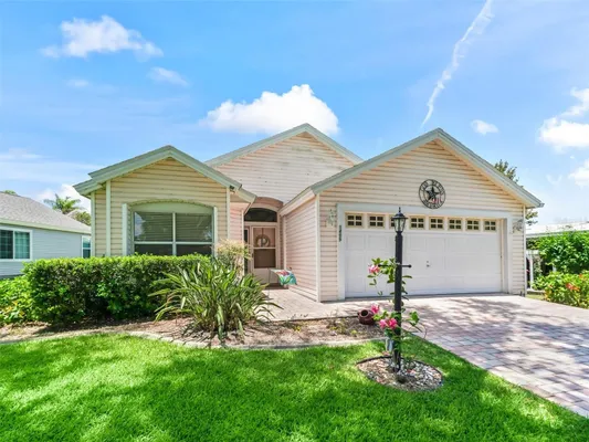 Property Slideshow image 2 of 46 | 1405 w schwartz blvd, The Villages, FL, 32159
