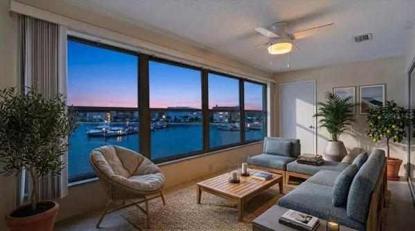 Property Slideshow image 3 of 29 | 5925 shore blvd 302, Gulfport, FL, 33707