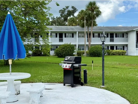 Property Slideshow image 2 of 16 | 105 47th avenue dr 374, Bradenton, FL, 34207