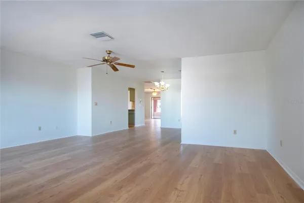 Property Slideshow image 3 of 51 | 1201 bluewater dr, Sun City Center, FL, 33573