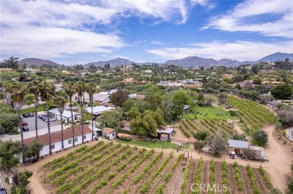 Property Slideshow image 2 of 43 | 17430 plaza otonal, San Diego, CA, 92128