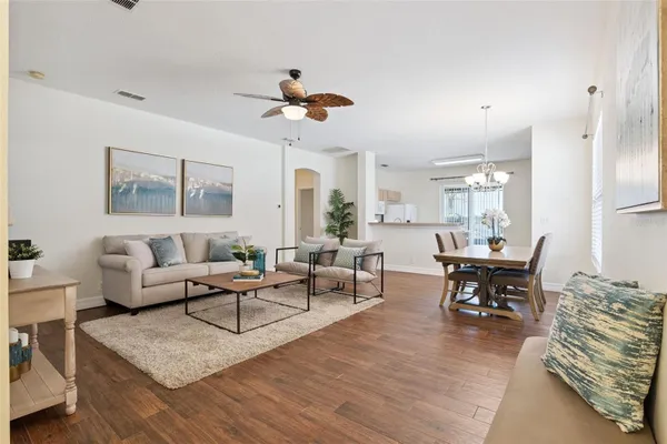 Property Slideshow image 3 of 47 | 100 wethersfield ct, Deland, FL, 32724