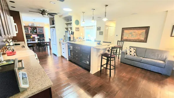 Property Slideshow image 3 of 9 | 2927 macalpin dr 9, Palm Harbor, FL, 34684