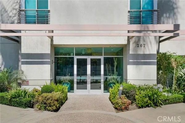 Property Slideshow image 3 of 44 | 267 s san pedro st 217, Los Angeles, CA, 90012