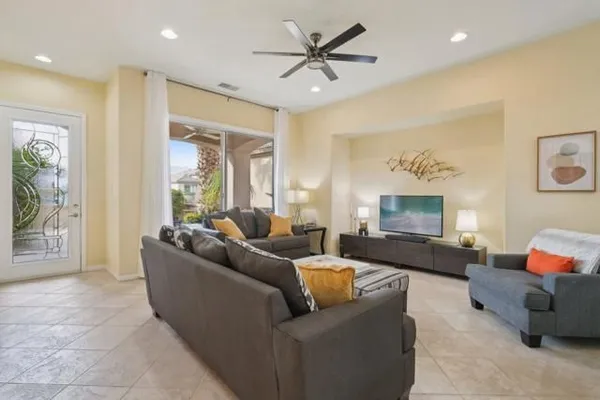 Property Slideshow image 3 of 30 | 80570 hoylake dr, Indio, CA, 92201