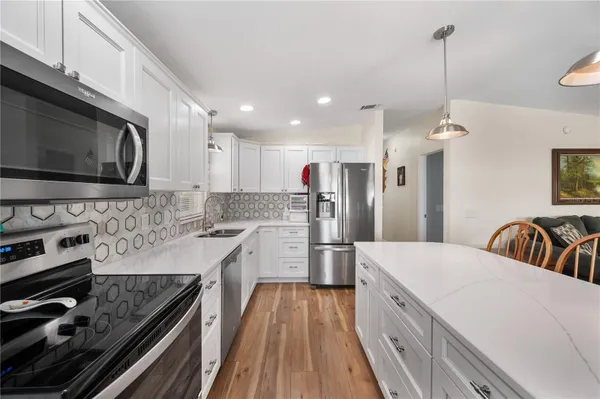 Property Slideshow image 3 of 22 | 1502 longbow dr, Lakeland, FL, 33810