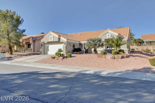 Property Slideshow image 2 of 38 | 2601 highvale dr, Las Vegas, NV, 89134