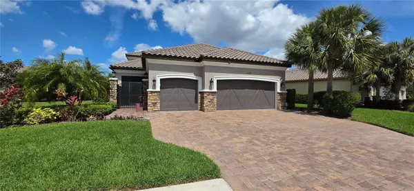 Property Slideshow image 3 of 97 | 9760 highland park pl, Palmetto, FL, 34221