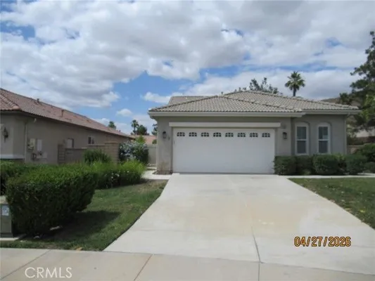 Property Slideshow image 3 of 12 | 29383 honneywood dr, Menifee, CA, 92584