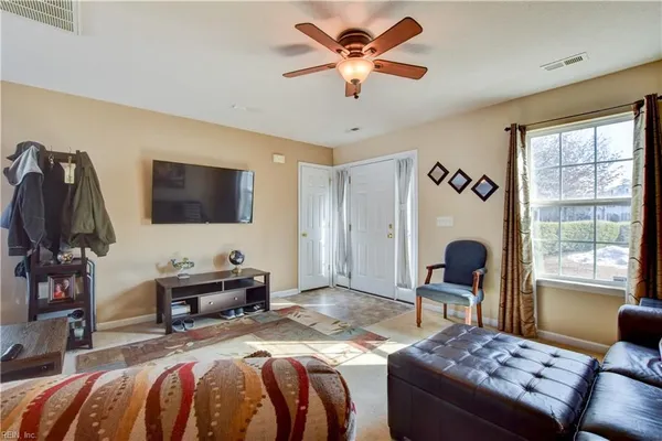 Property Slideshow image 3 of 36 | 4400 betty ln, Williamsburg, VA, 23188
