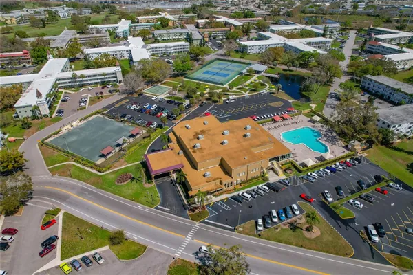 Property Slideshow image 3 of 32 | 2257 world parkway blvd 61, Clearwater, FL, 33763