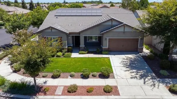 Property Slideshow image 2 of 107 | 2690 steeple run ln, Manteca, CA, 95336