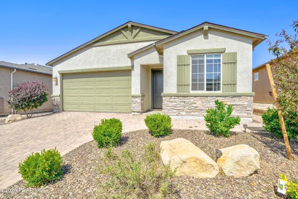 Property Slideshow image 2 of 24 | 6242 harvest moon ave, Prescott, AZ, 86305
