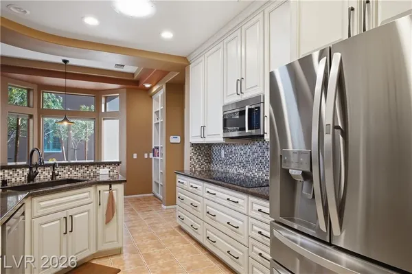 Property Slideshow image 3 of 73 | 3024 high range dr, Las Vegas, NV, 89134