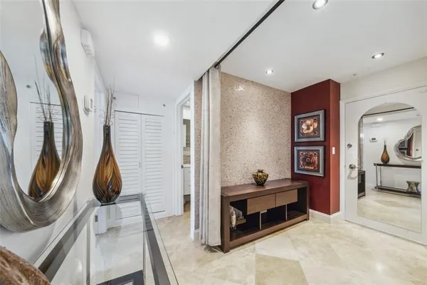 Property Slideshow image 3 of 30 | 3200 ne 36th st apt 1417, Fort Lauderdale, FL, 33308