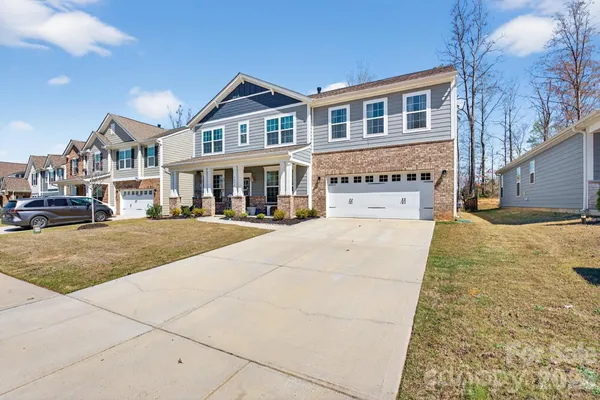 Property Slideshow image 2 of 36 | 3074 falling stone cir, Indian Trail, NC, 28079