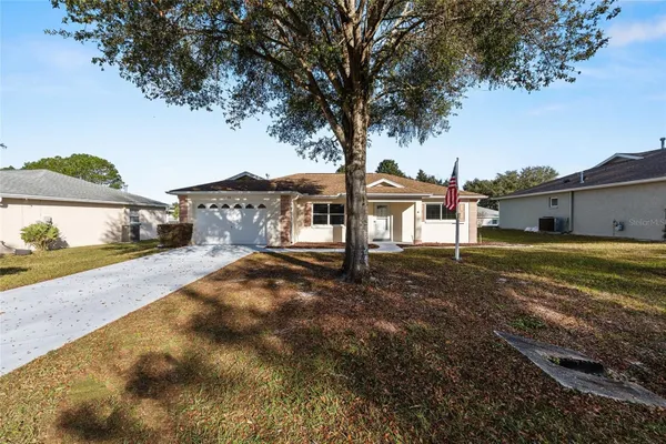 Property Slideshow image 3 of 26 | 9759 sw 97th st, Ocala, FL, 34481