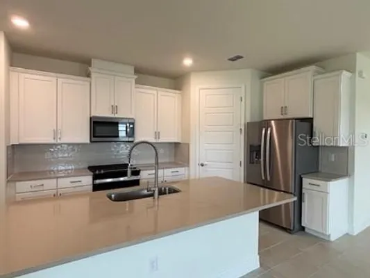 Property Slideshow image 2 of 14 | 3974 kennebunk loop, Mount Dora, FL, 32757