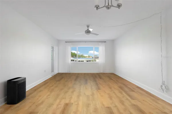 Property Slideshow image 2 of 46 | 4725 cove cir 207, St Petersburg, FL, 33708